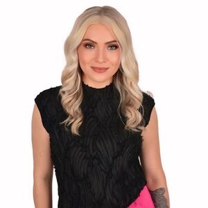 Meet your Posher, Ally